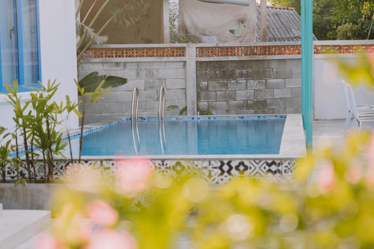 Santori Hoi An Homestay Extérieur photo